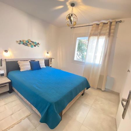 Somptueux Appartement Renove En Bord De Mer Six-Fours-les-Plages Exterior photo