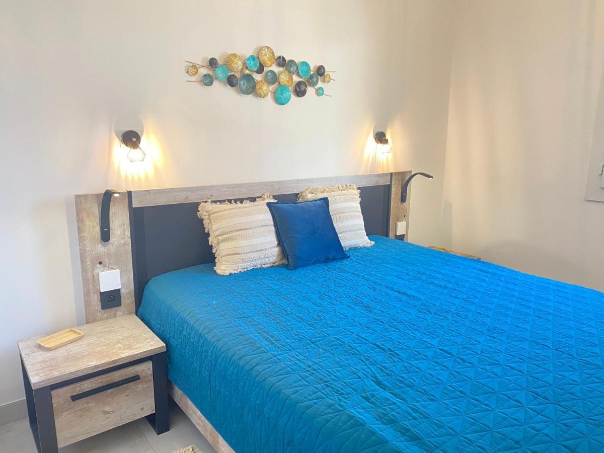 Somptueux Appartement Renove En Bord De Mer Six-Fours-les-Plages Exterior photo